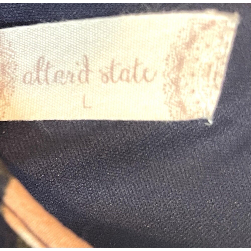 Altered State Dress Scalloped Navy Base With Floral Design Women’s Size Large - Picture 2 of 12